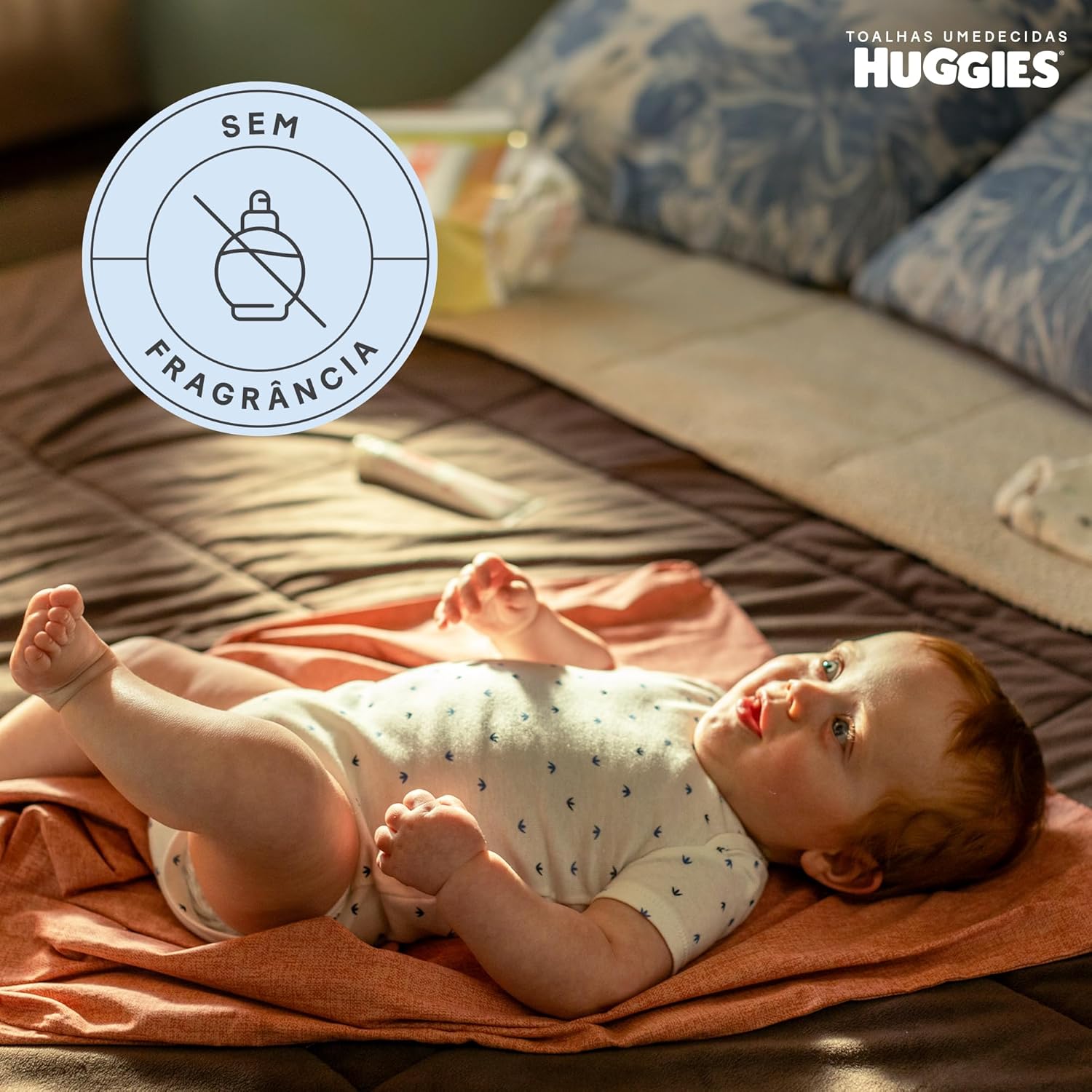 Lenços Umedecidos Huggies Puro e Natural Leve 4 Pague 3 - 192 unidades, Huggies, Amarela, pacote de 4